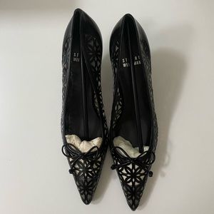 stunning vintage Stuart Weitzman heels with a beautiful black design